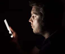 Lei proíbe uso de IA para criação de imagens eróticas de crianças e adolescentes