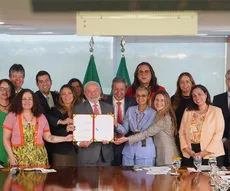 Lei que proíbe uso de animais em testes cosméticos é sancionada pelo presidente Lula