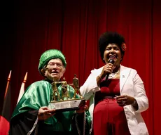 Luiza Erundina recebe título de cidadã campinense e homenagem da UFCG