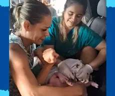 Mulher dá à luz em carro por não conseguir entrar em hospital durante chuvas em João Pessoa