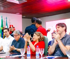 Na posse de Cida, Leo Bezerra reafirma apoio a João Azevêdo, mas não repete gesto a Lucas Ribeiro