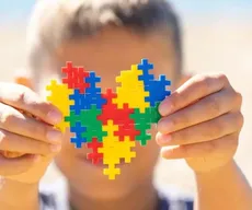Nova lei pune com multas discriminação contra pessoas com Transtorno do Espectro Autista