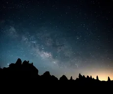 O que é astroturismo, modalidade que tem lei e atrai pessoas em cidade no Sertão da Paraíba