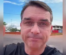 Os filhos de Bolsonaro ficam brincando com fogo
