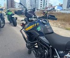 Homem que tentou furtar moto da PRF para 'farmar aura' é solto após audiência de custódia