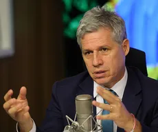 Paulo Teixeira vê como positivo dois palanques de Lula na Paraíba