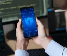 Vírus no celular: saiba como detectar e remover o problema
