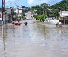 Após fortes chuvas, moradores são resgatados pelos bombeiros de bote em Santa Rita