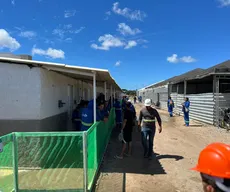 Caixa d'água desaba e deixa cinco feridos durante obra, em João Pessoa