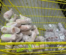 Cinco supermercados são autuados por vender alimentos vencidos e estragados, em Patos