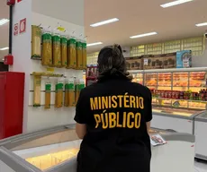 Dois supermercados são autuados por vender produtos vencidos, em Santa Luzia