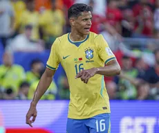 Com Douglas Santos titular, Brasil inicia novo ciclo com amistoso contra a Austrália