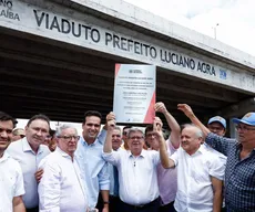 Entregue por João Azevêdo há um ano, viaduto é parcialmente interditado por falhas no asfalto