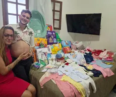 'Família tem a ver com amor', diz mãe de bebê gerado por homem trans