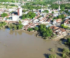Imagens mostram nível da água após fortes chuvas em Bayeux e Santa Rita, na Paraíba; VÍDEO