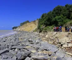 Ministério Público aciona Prefeitura, Estado e Sudema por degradação da barreira do Cabo Branco