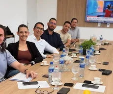 Prefeito fecha base com Veneziano e João Azevêdo pode ficar sem apoios em Cabedelo; entenda