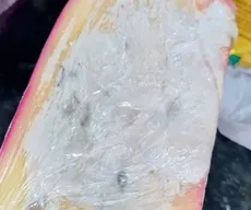 Três estabelecimentos são interditados por alimentos vencidos e fungos, em Bananeiras