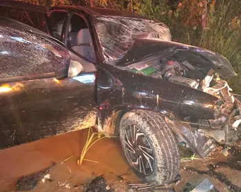 Morre homem que invadiu contramão em acidente entre carros que vitimou família, em Maturéia