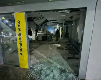 Agência bancária é alvo de explosão criminosa em Umbuzeiro