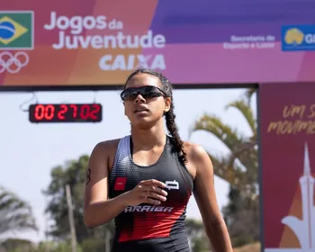 Atleta paraibana transforma incentivo dos pais em medalha no triatlo dos Jogos da Juventude 2025