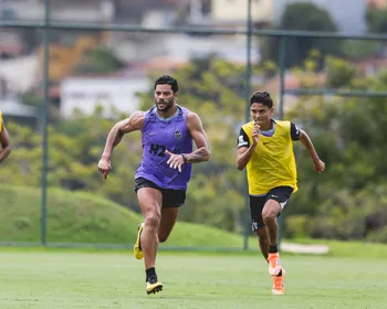 Atlético-MG e Fluminense iniciam tratativas diretas para definir situação de Hulk