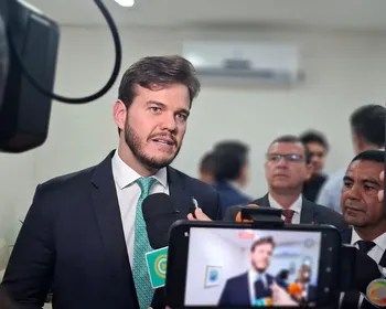 Bruno recebe título de cidadão pessoense e não descarta "gastar saliva" com Cícero