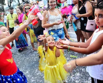 Carnaval 2026 de João Pessoa: Muriçoquinhas e Melhor Idade desfilam nesta segunda-feira (9)