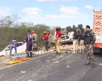 Cinco pessoas morrem e outras ficam feridas em acidente na BR-230, em Soledade