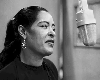 Como Billie Holiday era bonita!