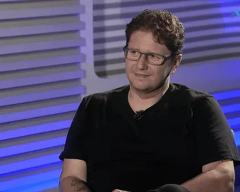 De Xuxa no Almeidão a U2 em Chicago: JP Sette revela bastidores inusitados do mundo pop