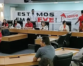 Desleixo com a UEPB: Assembleia faz audiência sobre greve, mas apenas Cida Ramos comparece