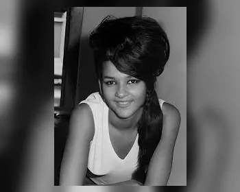 E lá se foi a última das meninas