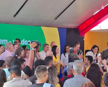 Efraim é anunciado como candidato de Bolsonaro na Paraíba e deve rachar oposição