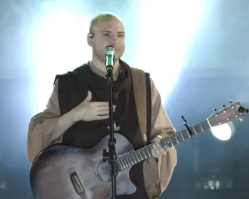 Frei Gilson em João Pessoa: assista aos melhores momentos do show