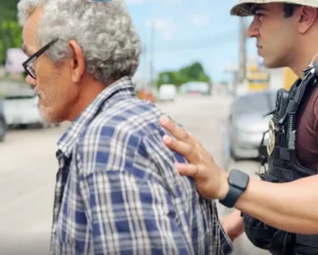 Polícia vê 'divergências' em depoimentos de amigo de idosa encontrada morta, em Bayeux