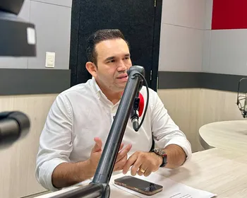 Incertezas no PSB: Jhony diz que pretende ficar; relógio é inimigo do partido