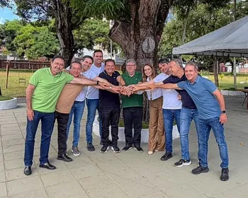 João Azevêdo agradece Galdino por desistir de pré-candidatura ao governo da Paraíba