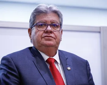 Governistas se surpreendem com veto a emendas e defendem derrubada