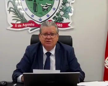 João Azevêdo confirma saída do governo e destaca continuidade em discurso à ALPB