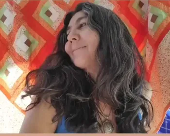 Jornalista lança livro de crônicas na livraria do Espaço Cultural