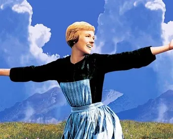 Julie Andrews, a Noviça Rebelde, faz 90 anos
