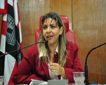 Justiça determina remoção de vídeos de Eliza Virgínia por discurso contra comunidade LGBTQIA+