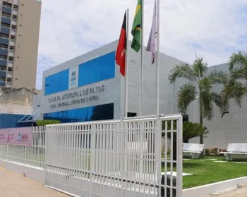 Justiça suspende eleição da mesa diretora da Câmara de Patos e afasta presidente eleita