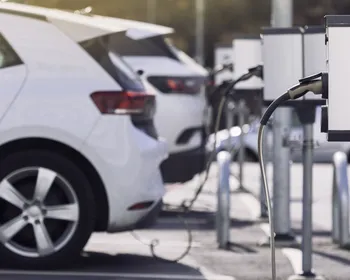 Lei na Paraíba garante direito à instalação de carregadores para carros elétricos em condomínios