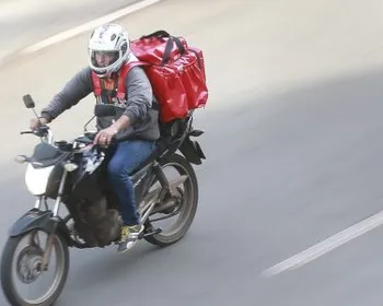Lei proíbe aplicativos de delivery de exigir valor mínimo em pedidos na Paraíba