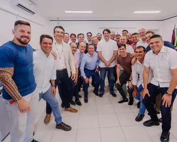 Leo Bezerra reúne vereadores de João Pessoa para tentar recompor base após saída de Cícero