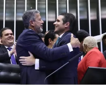 Lira diz a aliados que paraibano Hugo Motta ‘está perdido' e  'foi humilhado’