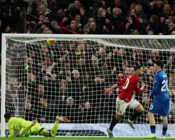 Matheus Cunha quebra jejum e volta a marcar pelo Manchester United, na Premier League