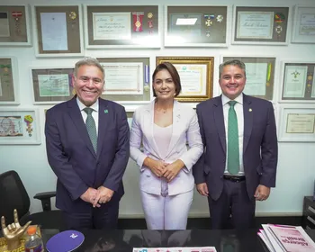 Michelle recebe Queiroga e Efraim em Brasília e discute articulação da direita na Paraíba